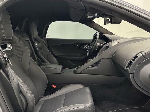 Used 2024 Jaguar F-TYPE R image 21