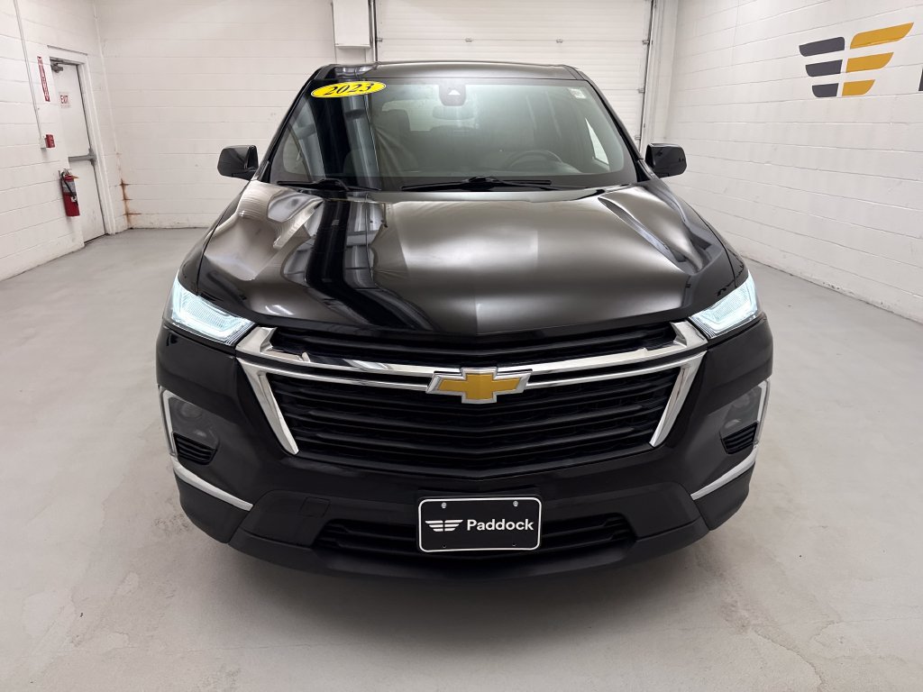Used 2023 Chevrolet Traverse LS FWD image 10