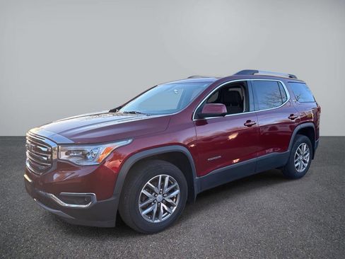 Used 2017 GMC Acadia SLE image 1