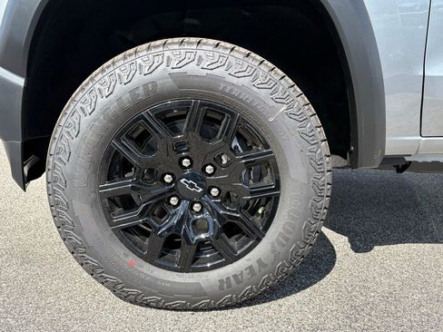 New 2026 Chevrolet Colorado Trail Boss AWD/4WD image 10