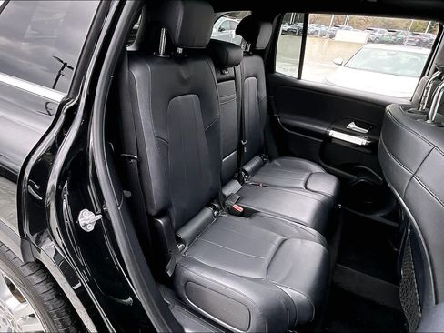 Used 2020 Mercedes-Benz GLB 250 GLB 250 image 18
