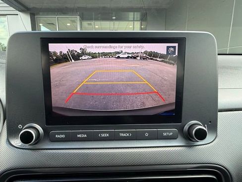 Used 2023 Hyundai Kona SEL FWD image 29