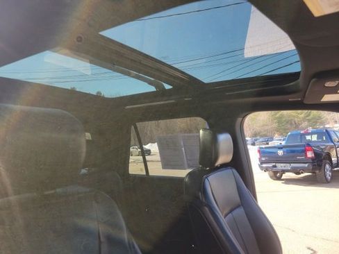 Used 2020 Ford Expedition XLT w/ Equipment Group 202A AWD/4WD image 30