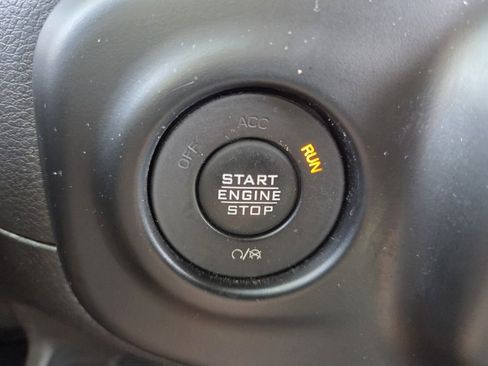 Used 2022 Jeep Wrangler Unlimited Sahara w/ Cold Weather Group image 26