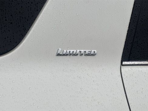 Used 2021 Toyota 4Runner Limited image 30