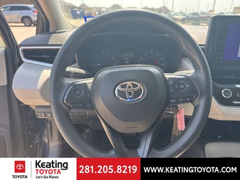 Used 2023 Toyota Corolla LE FWD image 16