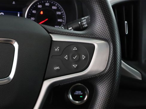 Used 2024 GMC Terrain SLE image 20