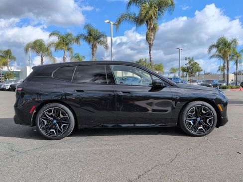 Used 2025 BMW iX M60 image 11