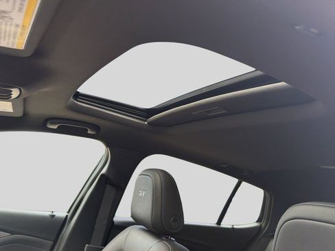 New 2026 Buick Envista Sport Touring w/ Convenience I Package FWD image 10