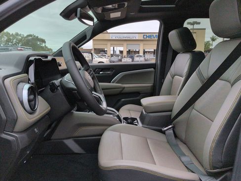 New 2026 Chevrolet Colorado ZR2 w/ Technology Package AWD/4WD image 20