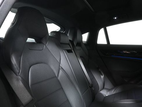 Used 2026 Porsche Panamera 4 AWD/4WD image 40
