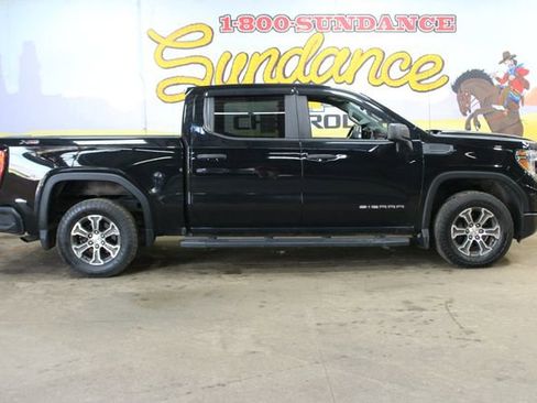 Used 2019 GMC Sierra 1500 4x4 Crew Cab w/ Convenience Package image 1