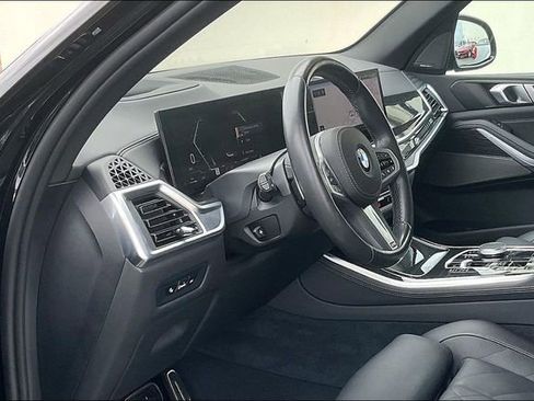 Certified 2024 BMW X5 sDrive40i w/ M Sport Package image 13