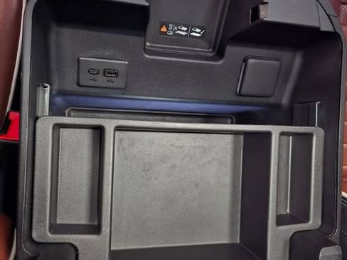 Used 2025 GMC Sierra 3500 Denali Ultimate image 25