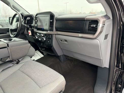 Used 2025 Ford F150 XLT w/ Equipment Group 301A Standard image 17