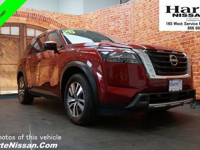 Certified 2025 Nissan Pathfinder SL