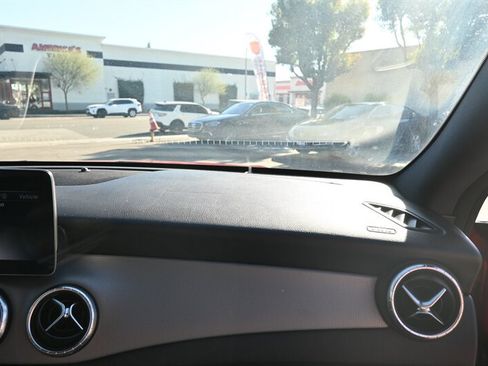 Used 2018 Mercedes-Benz CLA 250 image 54