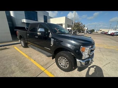 Used 2020 Ford F250 XLT w/ XLT Premium Package AWD/4WD image 17