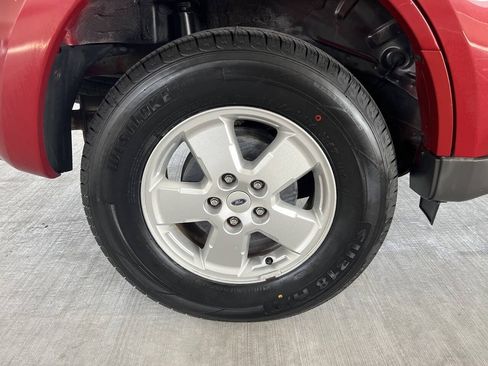 Used 2009 Ford Escape XLS AWD/4WD image 26