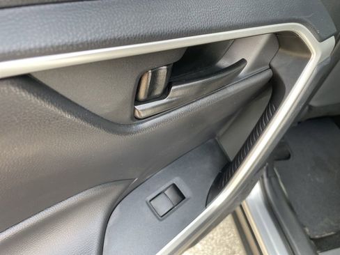 Used 2025 Toyota RAV4 LE FWD image 43