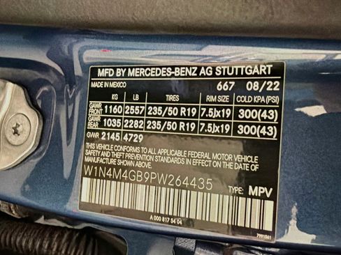 Used 2023 Mercedes-Benz GLB 250 image 25