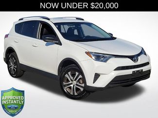 Used 2016 Toyota RAV4 LE FWD video 1