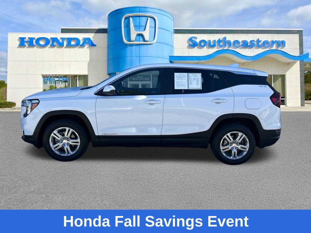Used 2024 GMC Terrain SLE AWD/4WD image 6