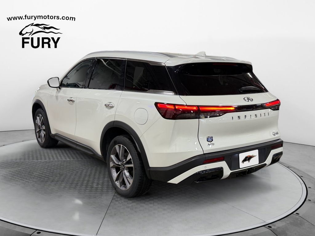Used 2024 INFINITI QX60 Luxe AWD/4WD image 6