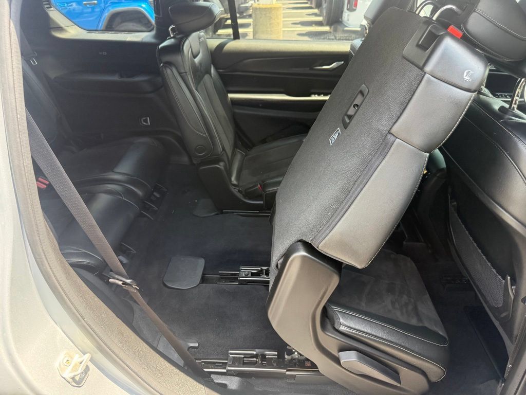 Certified 2024 Jeep Grand Cherokee L Altitude AWD/4WD image 53