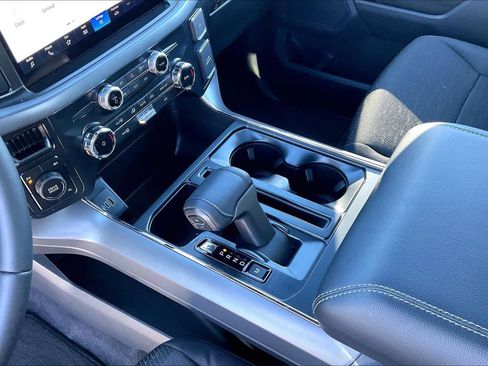 New 2025 Ford F150 XLT w/ Equipment Group 301A Standard image 7