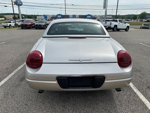 Used 2004 Ford Thunderbird RWD image 8