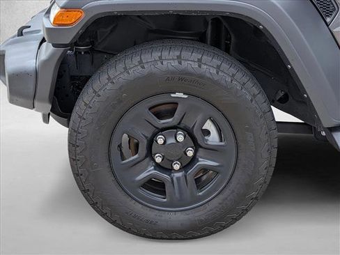 Used 2024 Jeep Wrangler Sport image 22