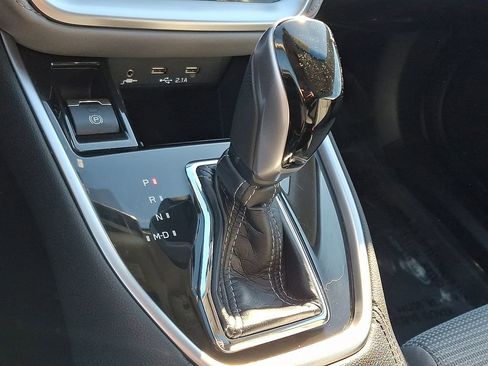 Certified 2022 Subaru Outback Premium image 17