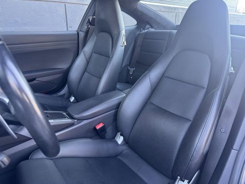 Certified 2017 Porsche 911 Carrera image 18