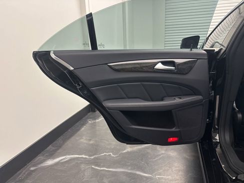 Used 2012 Mercedes-Benz CLS 550 4MATIC image 14