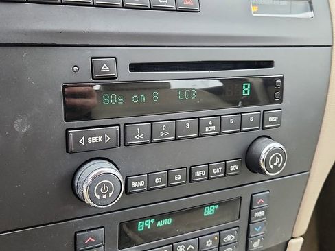 Used 2009 Buick LaCrosse CXL image 16