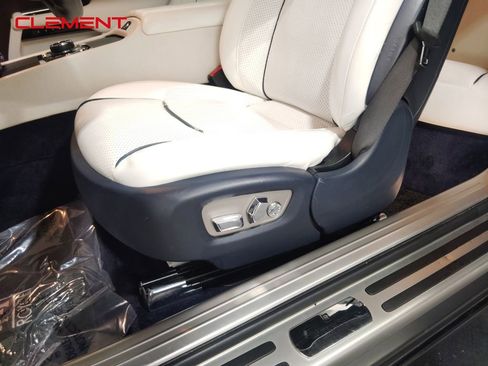 Used 2014 Rolls-Royce Wraith image 29