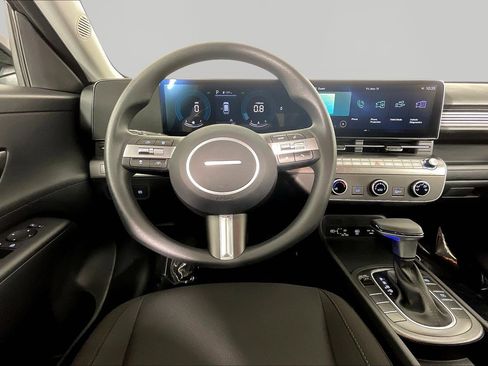 Certified 2026 Hyundai Kona SE FWD image 8