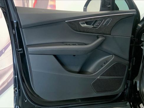 Used 2023 Audi Q7 Premium Plus w/ Premium Plus Package image 24