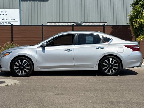 Used 2018 Nissan Altima 2.5 SL FWD image 7
