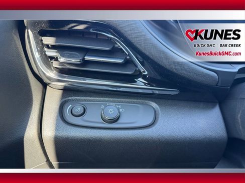 New 2026 Buick Envista Sport Touring w/ Convenience I Package FWD image 17