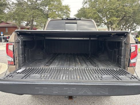 Used 2021 Nissan Titan PRO-4X w/ Pro-4x Convenience Package image 39