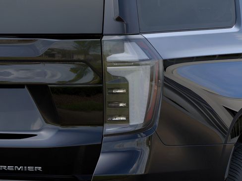New 2026 Chevrolet Suburban Premier w/ Sun And Tow Package AWD/4WD image 11
