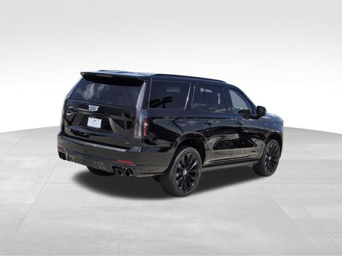 New 2026 Cadillac Escalade V w/ LPO, ONYX Package AWD/4WD image 4