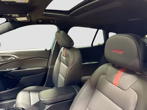 New 2026 Chevrolet Trax RS w/ Sunroof Package FWD image 23