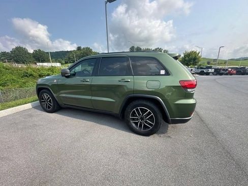Used 2021 Jeep Grand Cherokee Trailhawk AWD/4WD image 4