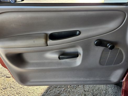 Used 1996 Dodge Ram 1500 Truck SLT image 8