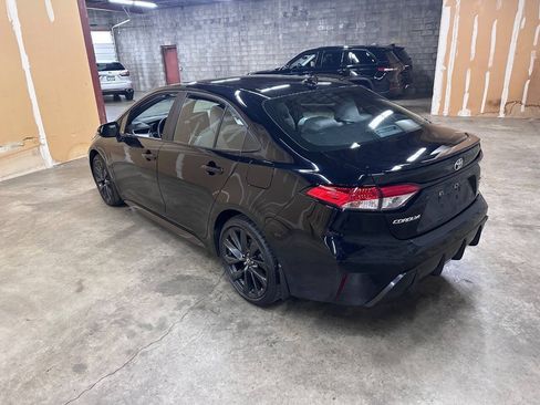 Used 2023 Toyota Corolla SE FWD image 4
