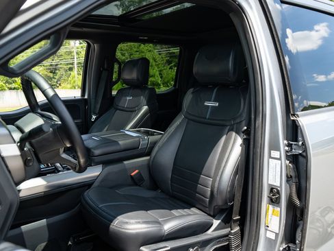 Used 2025 Ford F150 Platinum w/ Equipment Group 702A High AWD/4WD image 30