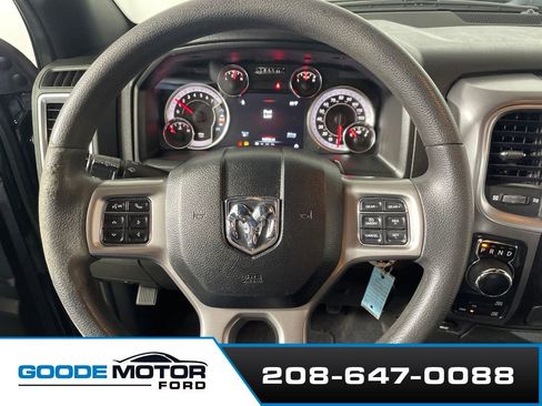 Used 2022 RAM 1500 Classic Warlock w/ Electronics Group AWD/4WD image 15